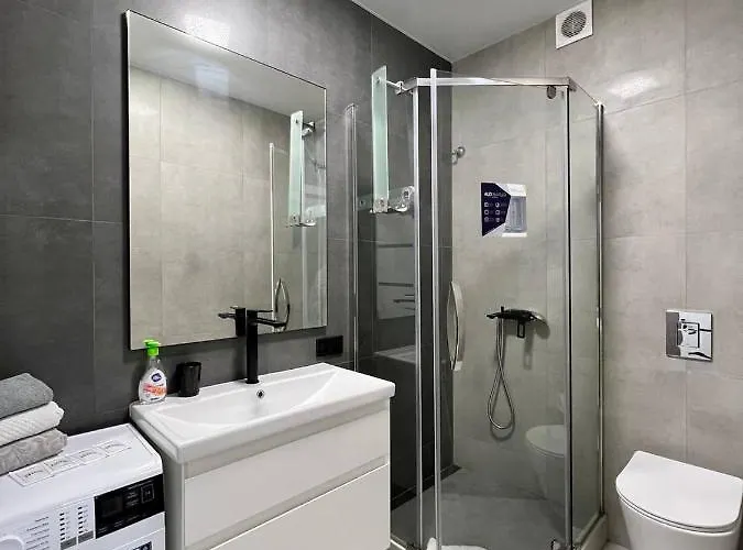 44 Pearl Stylish 1-bedroom *