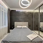 44 Pearl Stylish 1-bedroom *